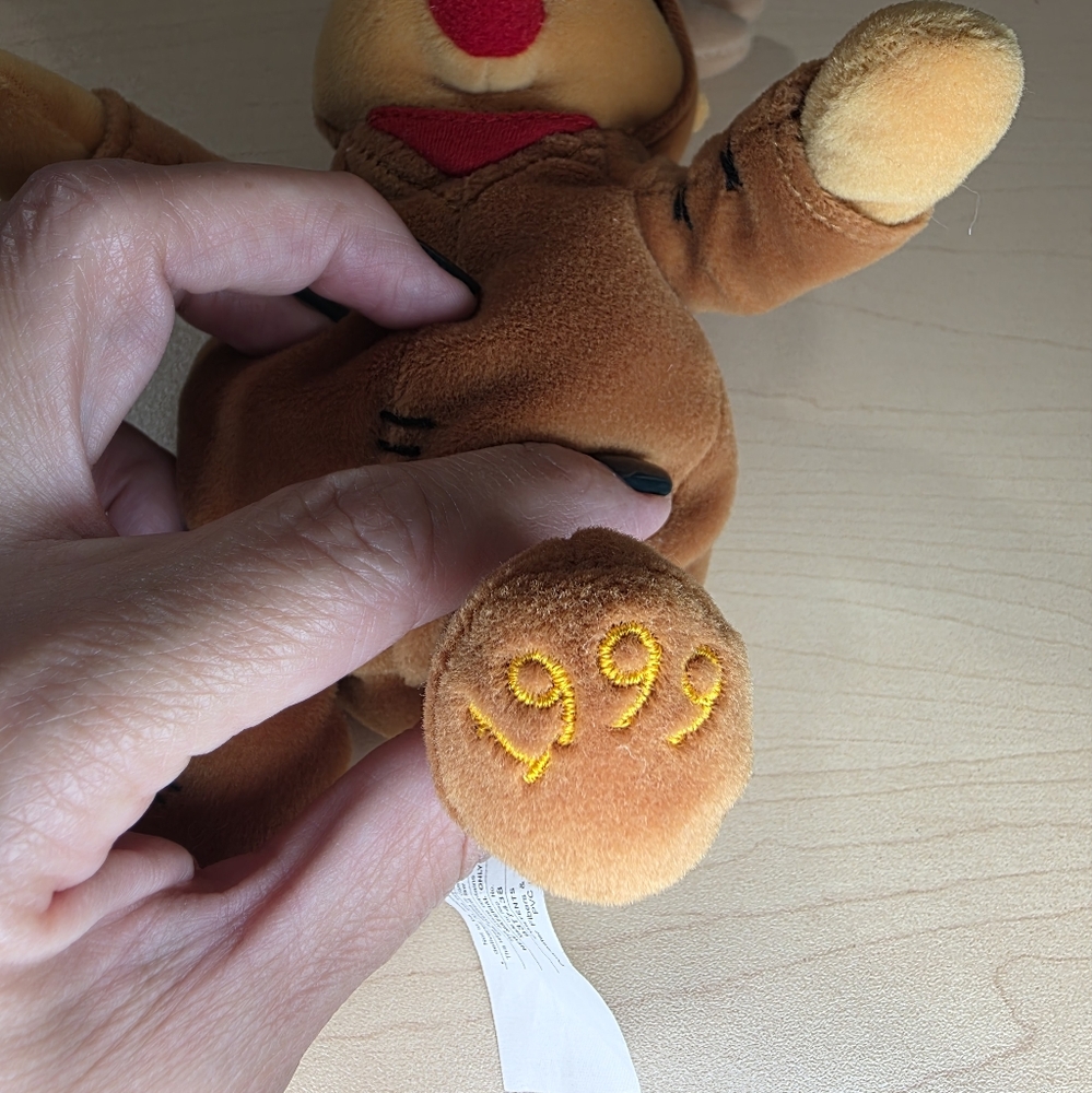 Winnie‎ The Pooh Reindeer Pooh 1999 Vintage Christmas Plush Toy - Picture 6 of 6